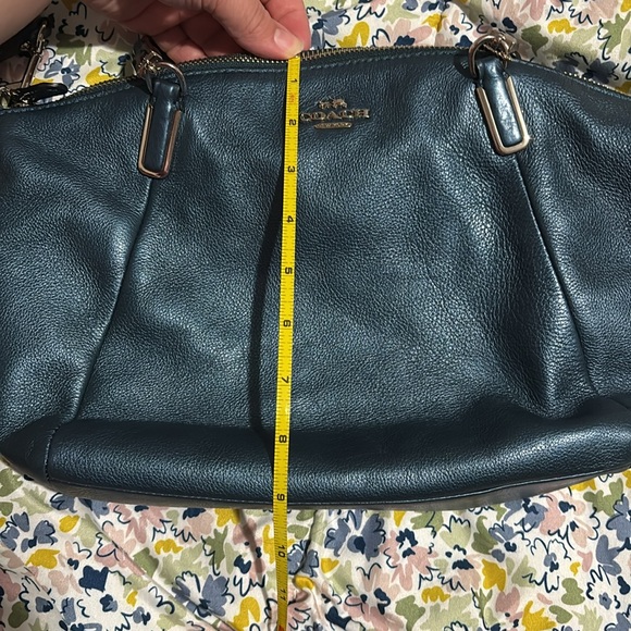 Coach metallic crossbody - Picture 7 of 9